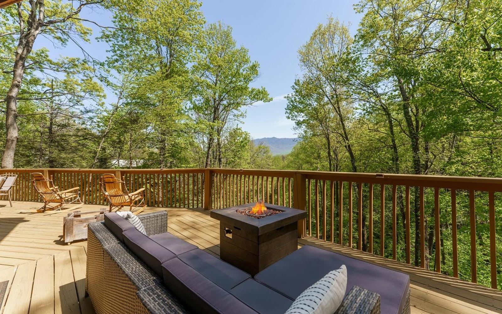 Grand Ole Chalet - Mt Viewsfireplacefirepitarcade Gatlinburg Exterior photo